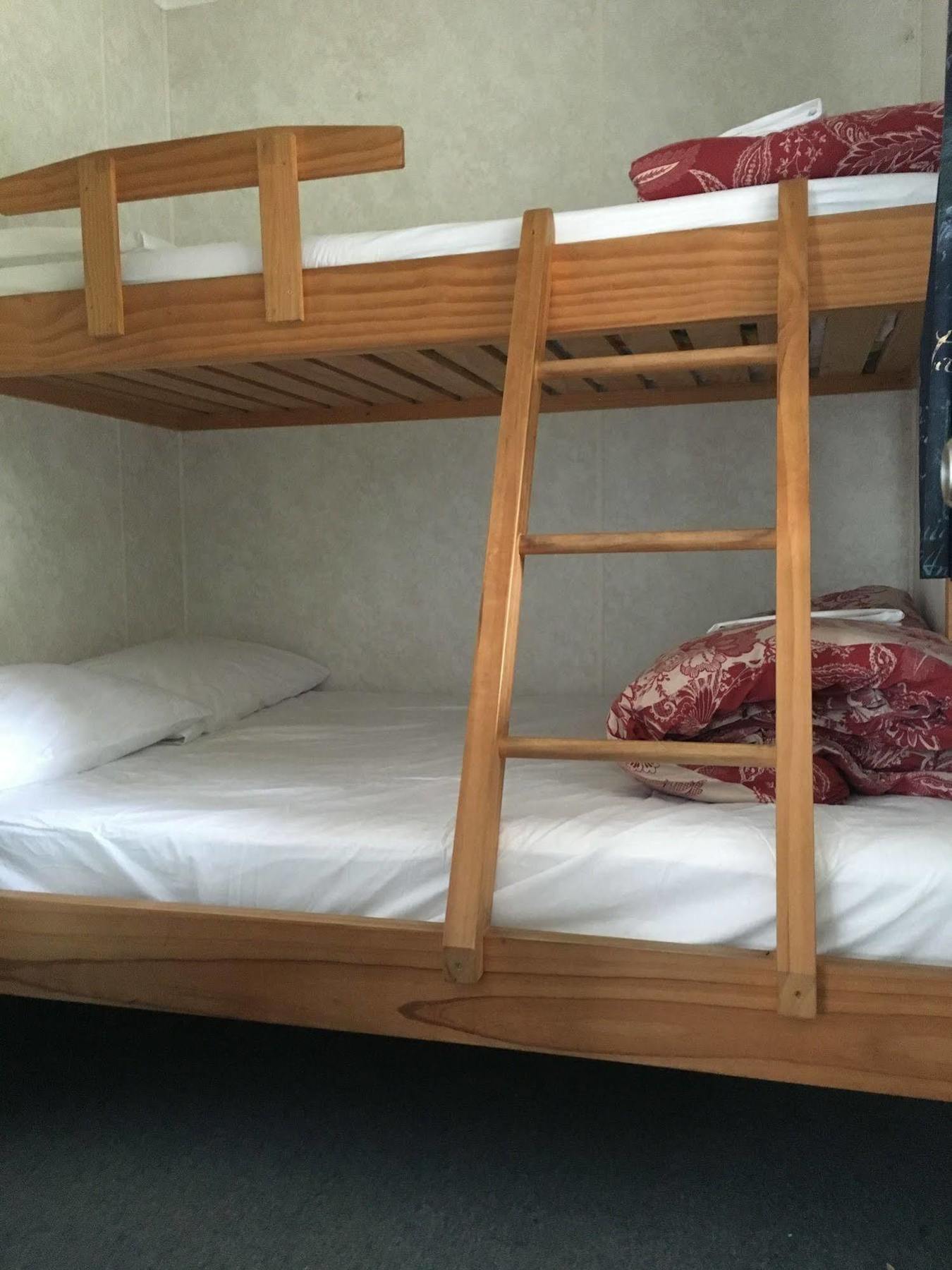 Stratford Motel & Holiday Park エクステリア 写真