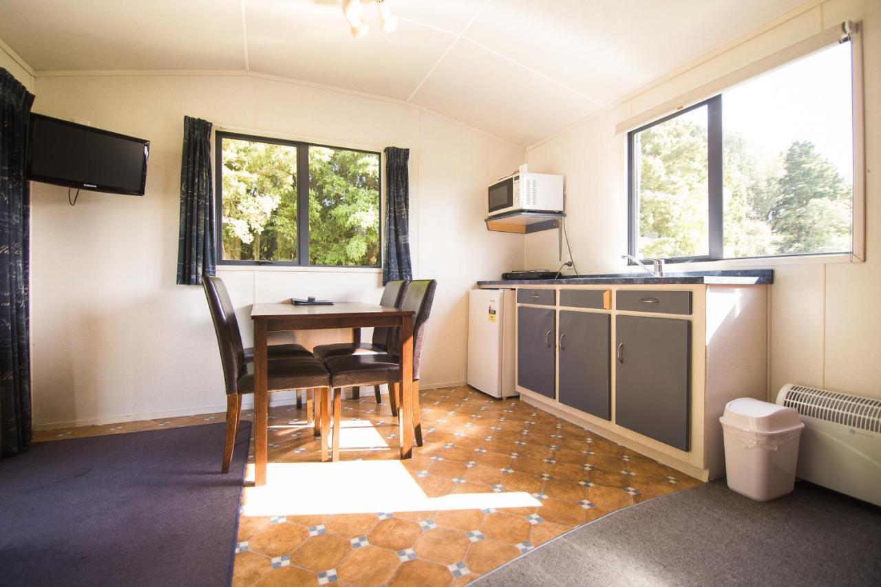 Stratford Motel & Holiday Park エクステリア 写真